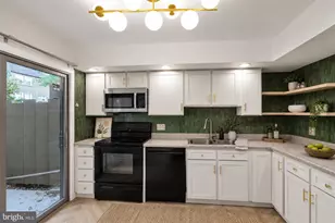 7 Club Ln, Reading, PA 19607 - Photo 3