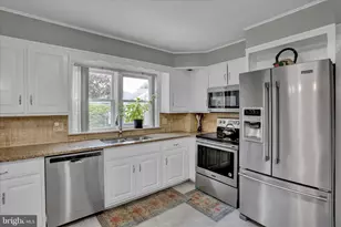 919 Brighton Ave, Reading, PA 19606 - Photo 7