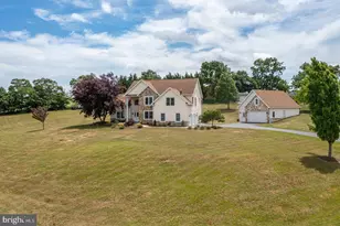 101 Chris Dr, Lenhartsville, PA 19534 - Photo 9