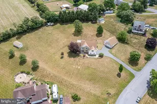101 Chris Dr, Lenhartsville, PA 19534 - Photo 7