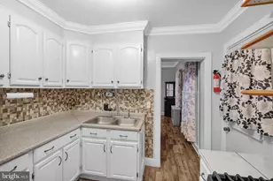 239 Mulberry St, Reading, PA 19604 - Photo 7