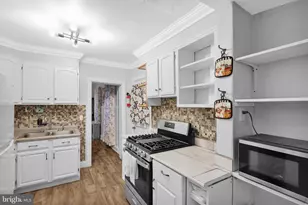 239 Mulberry St, Reading, PA 19604 - Photo 5