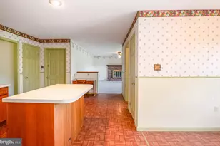 41 Flint Ridge Dr, Shillington, PA 19607 - Photo 3