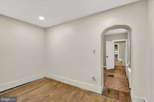 227 N 10th St, Reading, PA 19601 - Photo 19