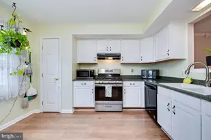 3915 Penns Dr, Reading, PA 19606 - Photo 3