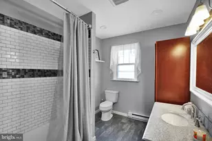 2122 Highland St, West Lawn, PA 19609 - Photo 17