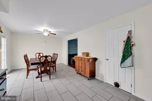 387 Oneida Dr, Reading, PA 19608 - Photo 11