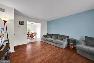 387 Oneida Dr, Reading, PA 19608 - Photo 7