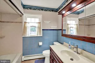 307 W Somerset St, Fleetwood, PA 19522 - Photo 21
