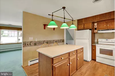 307 W Somerset Street, Fleetwood, PA 19522 - Photo 9