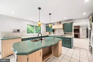 41 Devon Dr, Reading, PA 19606 - Photo 11