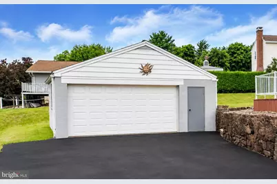 310 Sycamore Street, Mohnton, PA 19540 - Photo 3