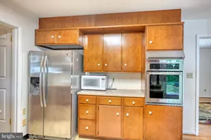10 E Lincoln Ave, Robesonia, PA 19551 - Photo 11