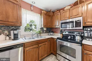 10 Mansion Ct W, Birdsboro, PA 19508 - Photo 13