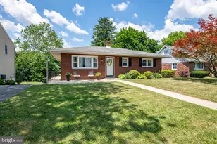 344 Pennwyn Pl, Reading, PA 19607 - Photo 1