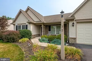 32 Loganberry Ct, Womelsdorf, PA 19567 - Photo 1