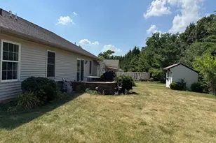 32 Loganberry Ct, Womelsdorf, PA 19567 - Photo 5