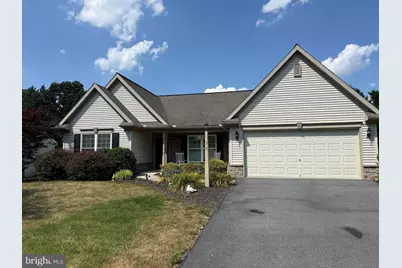32 Loganberry Court, Womelsdorf, PA 19567 - Photo 1
