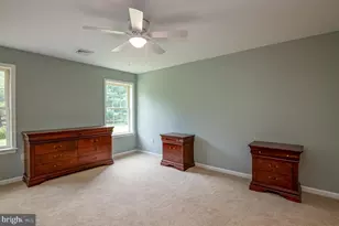 32 Loganberry Ct, Womelsdorf, PA 19567 - Photo 17