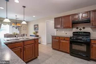 32 Loganberry Ct, Womelsdorf, PA 19567 - Photo 11