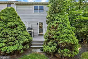 2805 Sturbridge Ct, Reading, PA 19608 - Photo 3