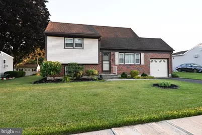 2708 Tennyson Avenue, Reading, PA 19608 - Photo 3