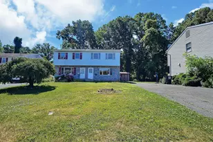 530 E Linden St, Fleetwood, PA 19522 - Photo 5