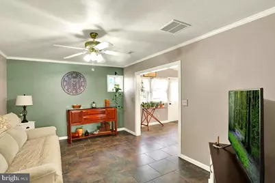 460 Moonflower Avenue, Reading, PA 19606 - Photo 5