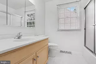 1036 Meadow Dr, Reading, PA 19605 - Photo 27