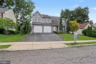 1036 Meadow Dr, Reading, PA 19605 - Photo 3