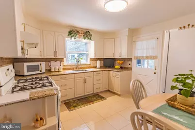422 Carsonia Avenue, Reading, PA 19606 - Photo 13