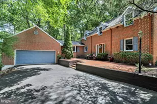 13 Nassau Cir, Reading, PA 19607 - Photo 3