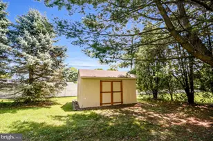 310 Carolina Ave, Reading, PA 19605 - Photo 5