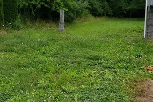 31 Old Mountain Rd, Bethel, PA 19507 - Photo 9