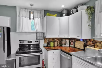 254 Endlich Avenue, Reading, PA 19606 - Photo 7