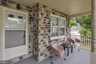 100 N Robeson St, Robesonia, PA 19551 - Photo 3