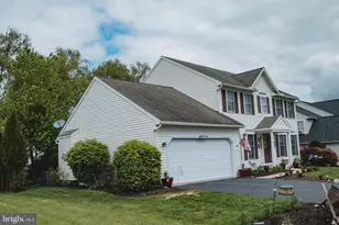 411 Wingspread Ct, Reading, PA 19606 - Photo 3