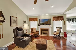 111 Day Lily Dr, Sinking Spring, PA 19608 - Photo 11