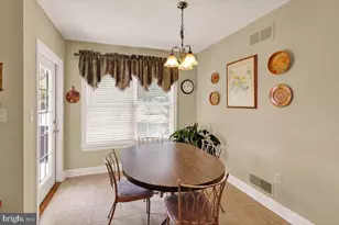 111 Day Lily Dr, Sinking Spring, PA 19608 - Photo 17
