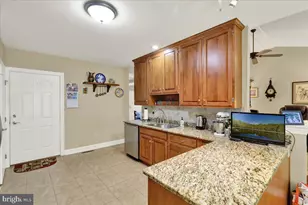 111 Day Lily Dr, Sinking Spring, PA 19608 - Photo 13