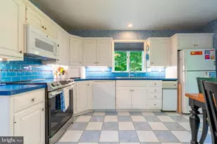 274 Wissinger Rd, Boyertown, PA 19512 - Photo 9