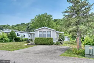 55 Blarney Cir, Mohrsville, PA 19541 - Photo 19