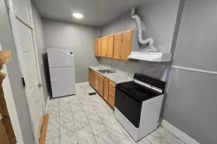 411 Cedar St, Reading, PA 19601 - Photo 5