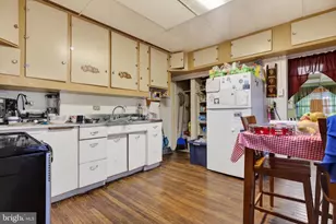 1129 N 9th St, Reading, PA 19604 - Photo 11