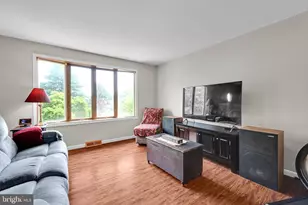 648 W Spring St, Fleetwood, PA 19522 - Photo 5