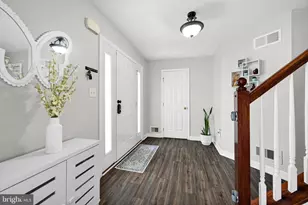 1018 Shilo St, Reading, PA 19605 - Photo 5