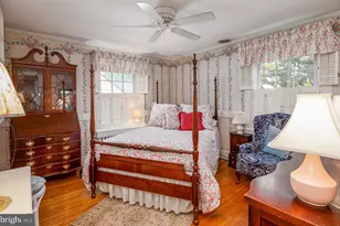 109 E 36th St, Reading, PA 19606 - Photo 17