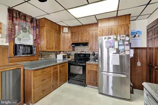 307 N Brobst St, Shillington, PA 19607 - Photo 9