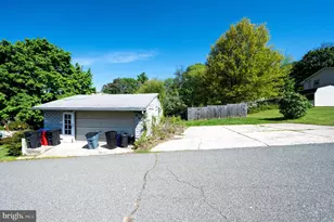 500 Windsor St, Hamburg, PA 19526 - Photo 17