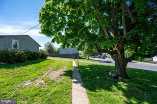 500 Windsor St, Hamburg, PA 19526 - Photo 15